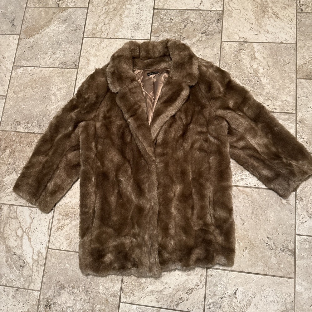 Style VI LTD. Faux Fur Coat Vintage 1980s USA Made Brown - Picture 2 of 11
